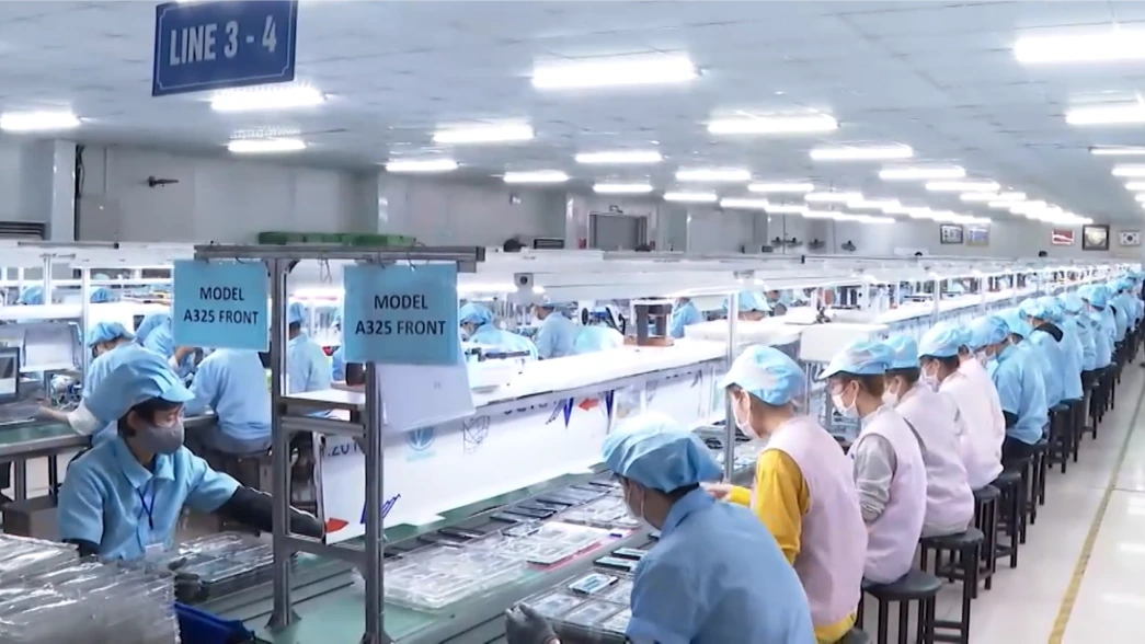 Chậm trả lương nhân viên có thể bị phạt tới 100 triệu đồng
