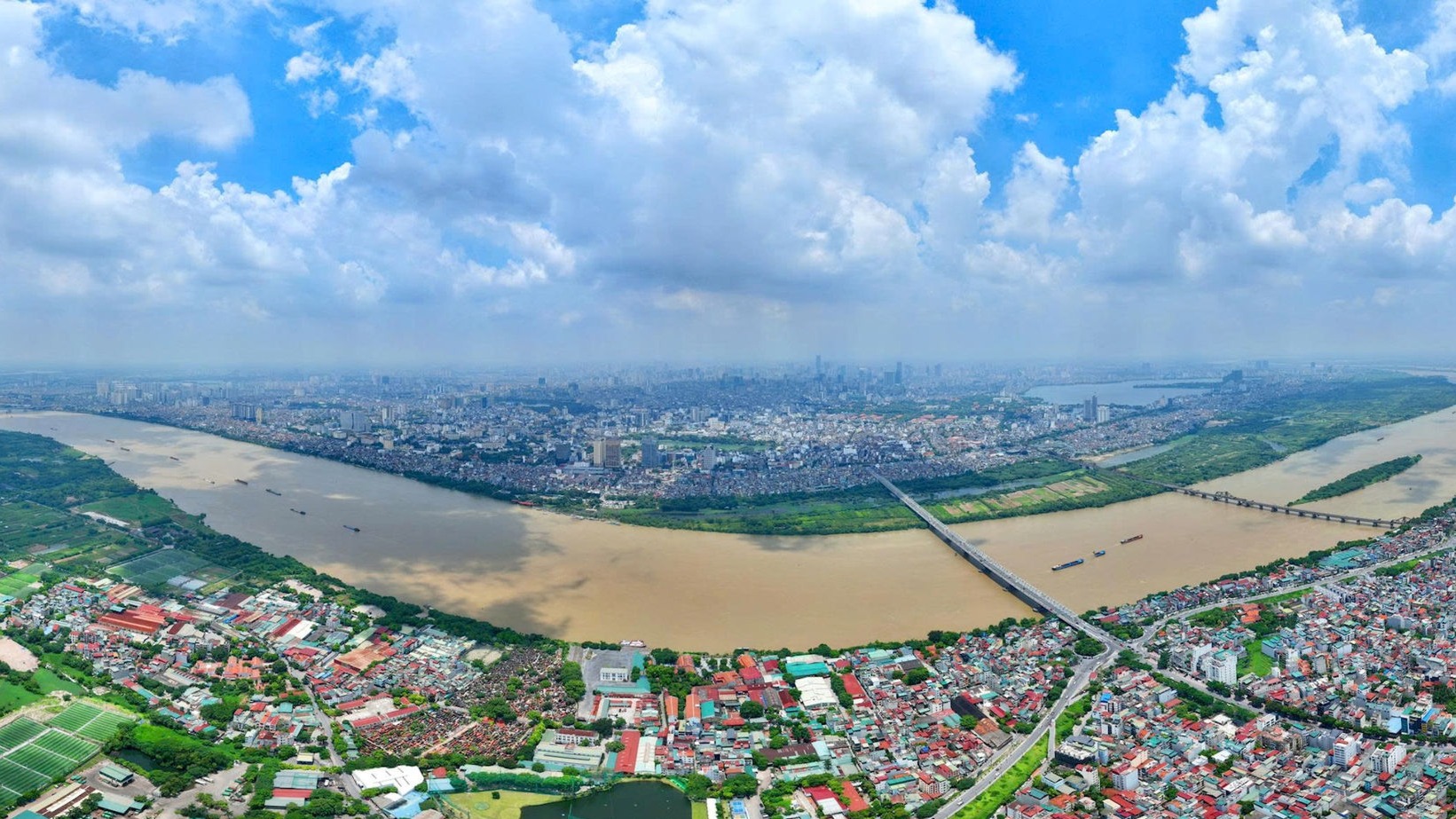 Từ ý kiến người dân đến lời giải đáp về quy hoạch sông Hồng