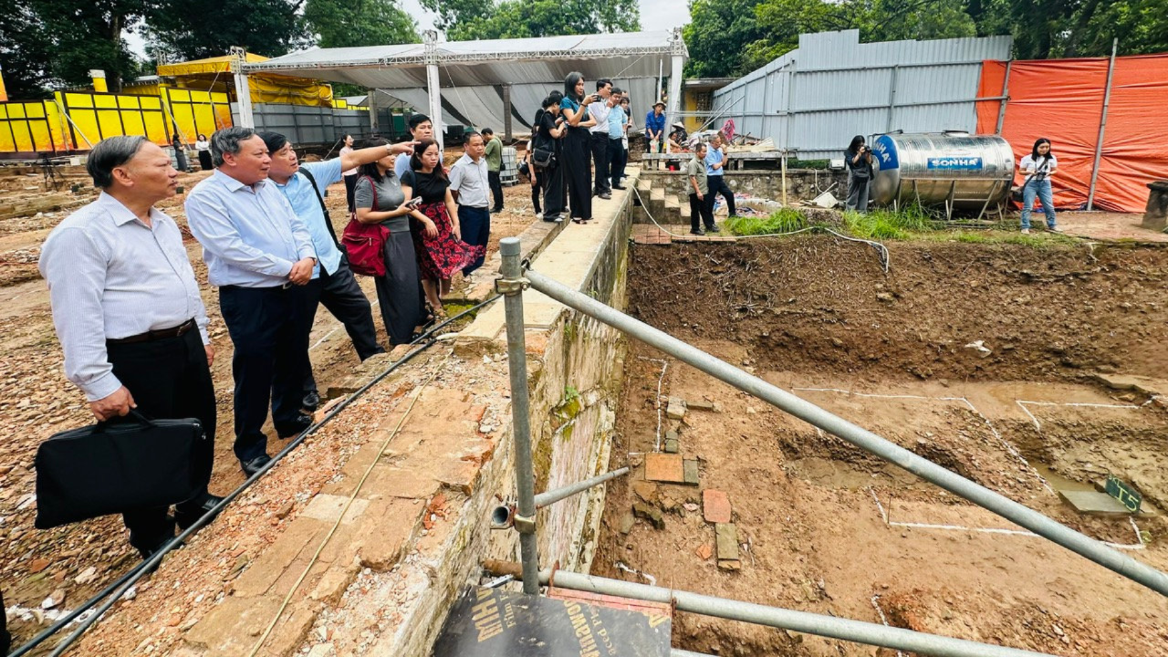 Thêm nhiều tư liệu mới về khu vực điện Kính Thiên