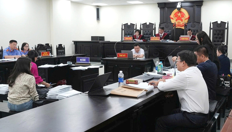 Hủy án, điều tra lại vụ cựu hiệu trưởng trường Ba Đình