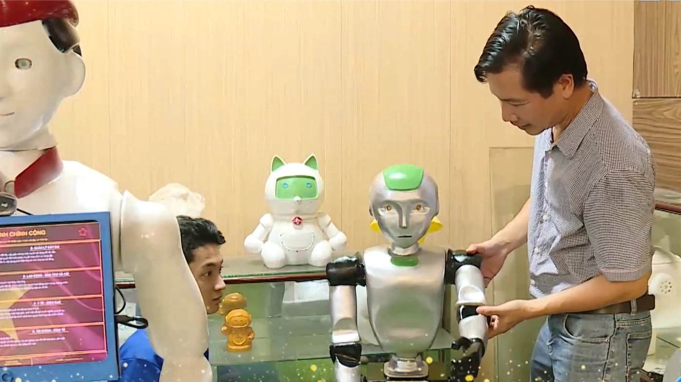 Dám làm robot hình người 'Make in Vietnam' | Con đường doanh nhân | 13/09/2026