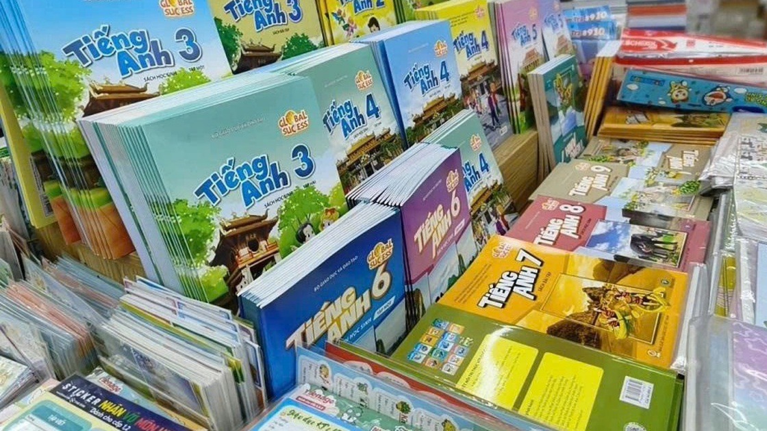 Khẩn trương giải quyết tình trạng thiếu sách giáo khoa
