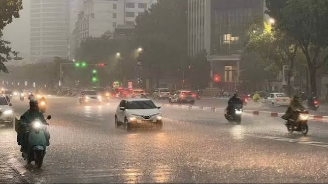Hà Nội mưa lớn sẽ giảm dần