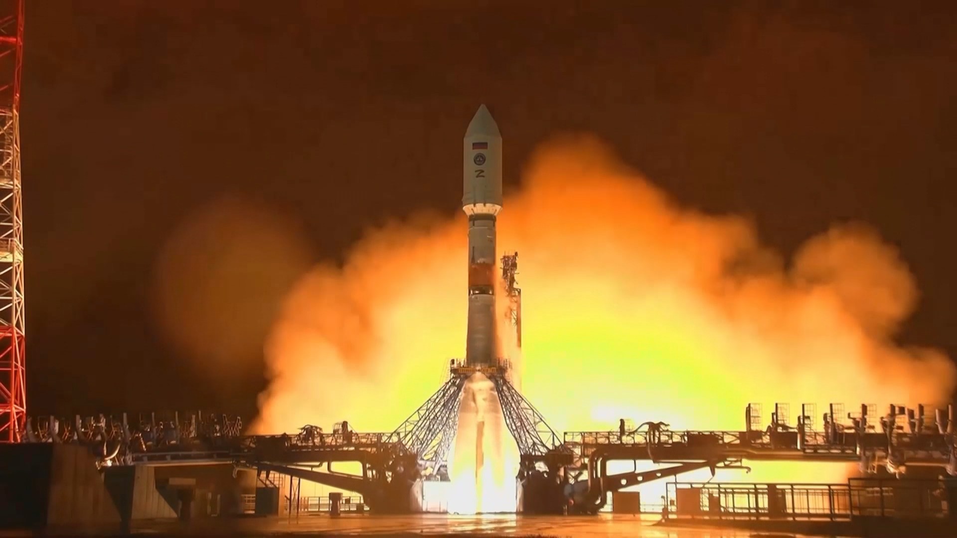 Nga phóng tên lửa Soyuz-2.1b mang theo vệ tinh quân sự