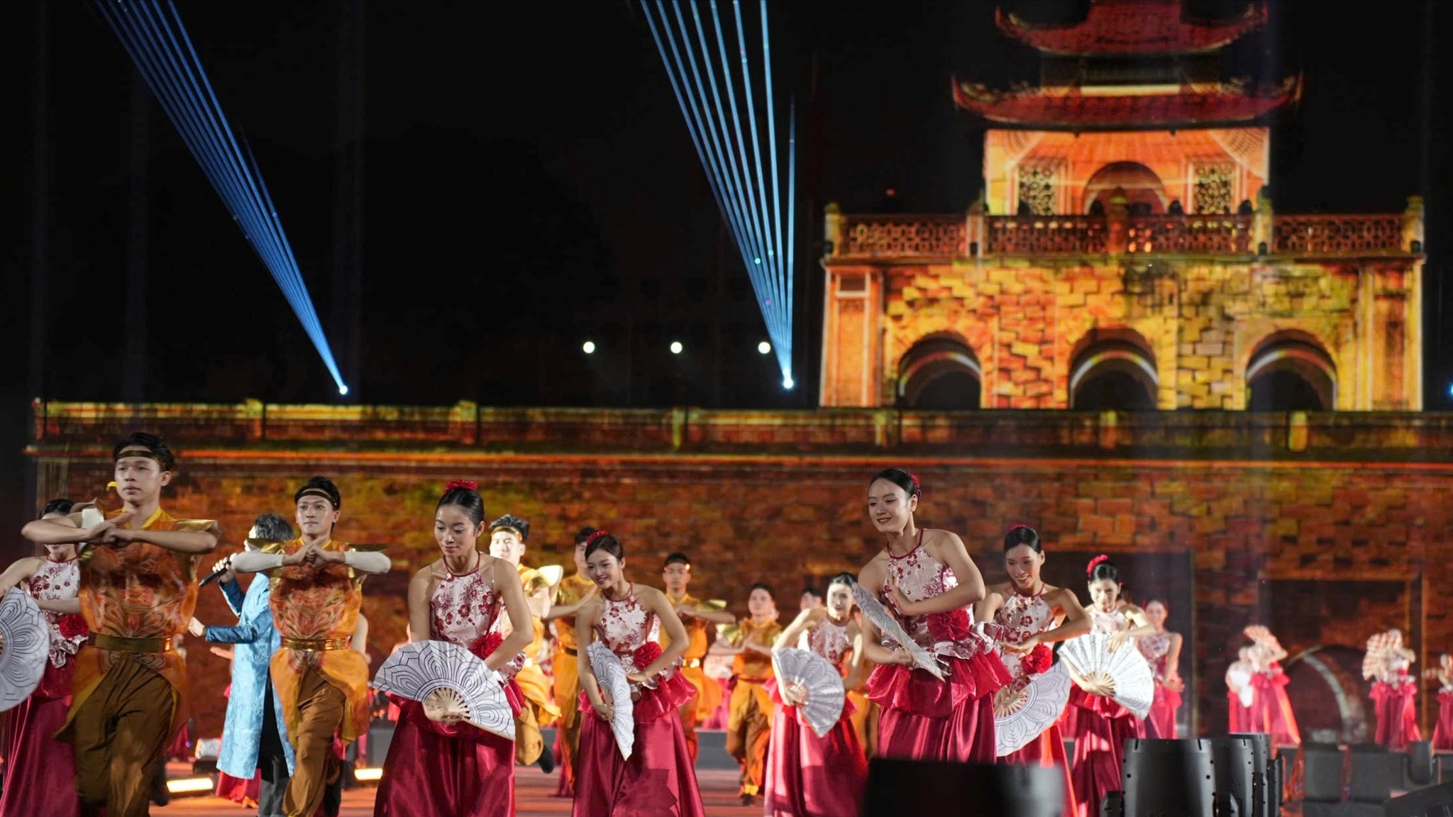 Quảng bá Hà Nội qua Festival Thăng Long
