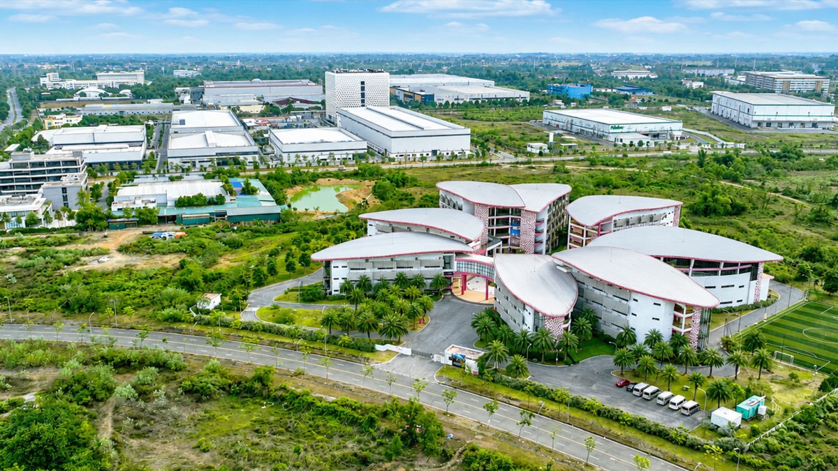 Hà Nội khẳng định vai trò cực tăng trưởng với tư duy kiến tạo phát triển