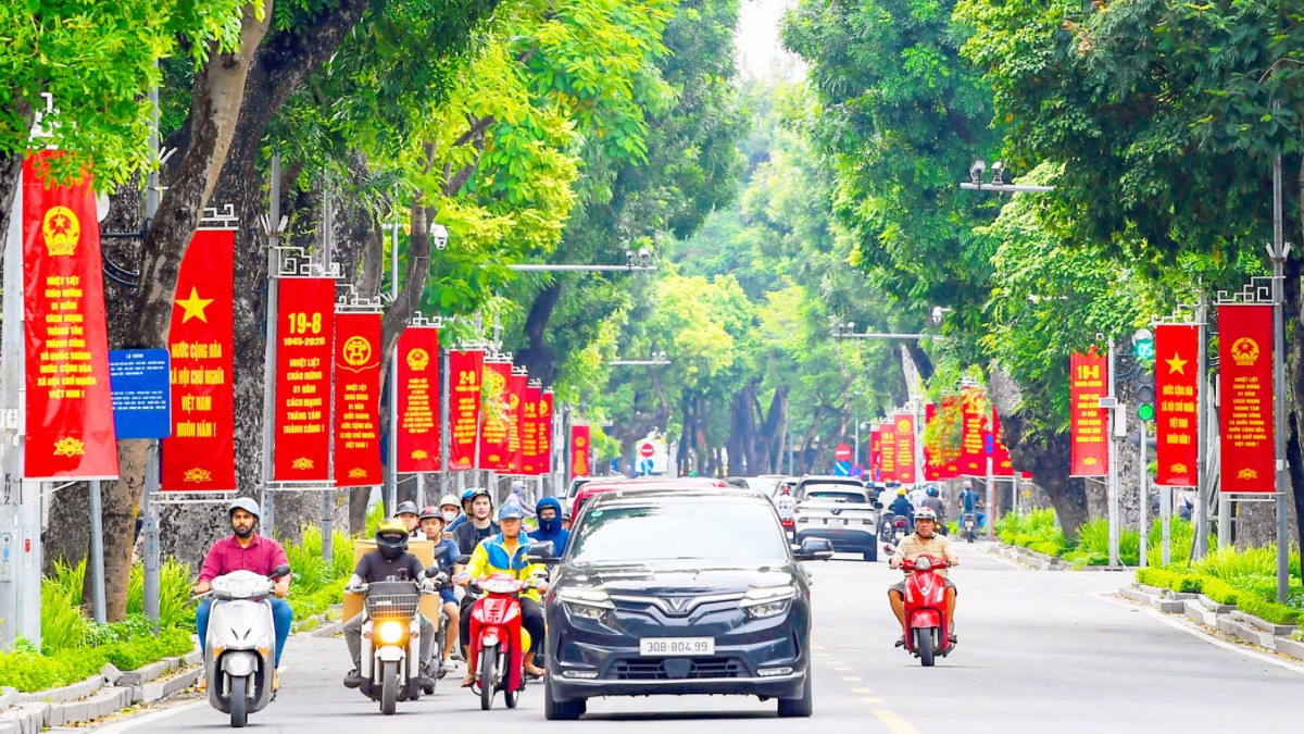 Sắc đỏ rực rỡ ngày Tết Độc lập