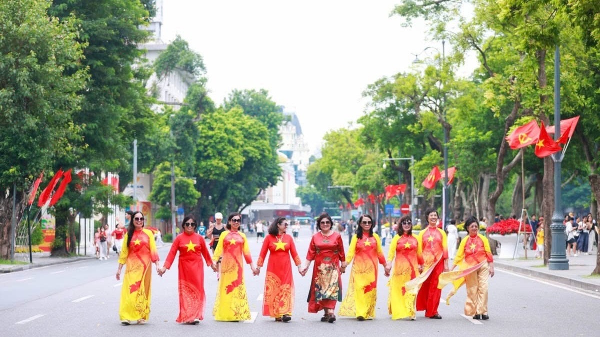 Hà Nội nô nức không khí lễ hội trong ngày Tết Độc lập
