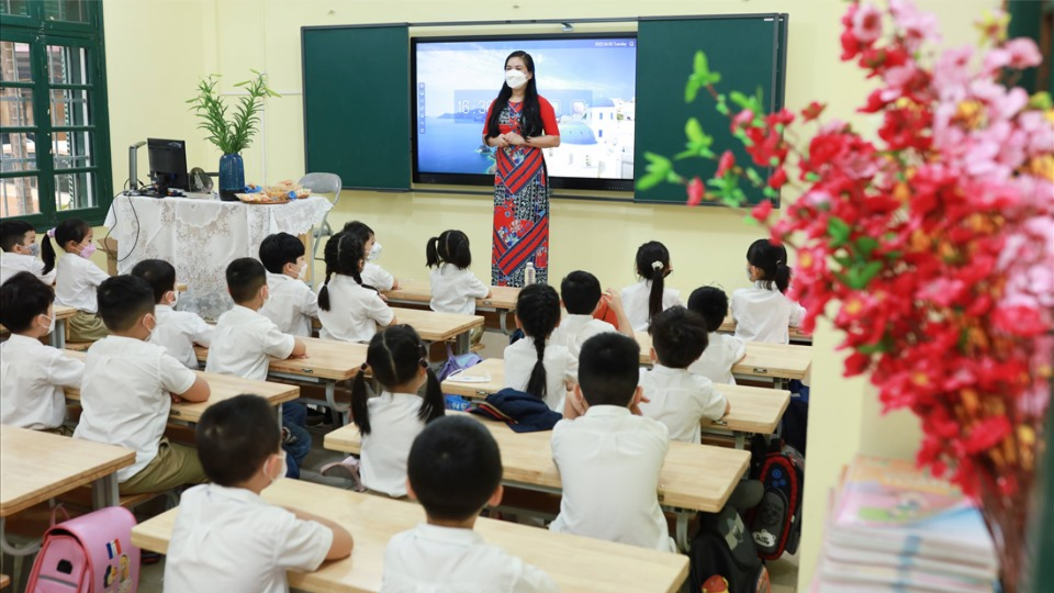 Hà Nội: Trường công lập không được tự ý lạm thu