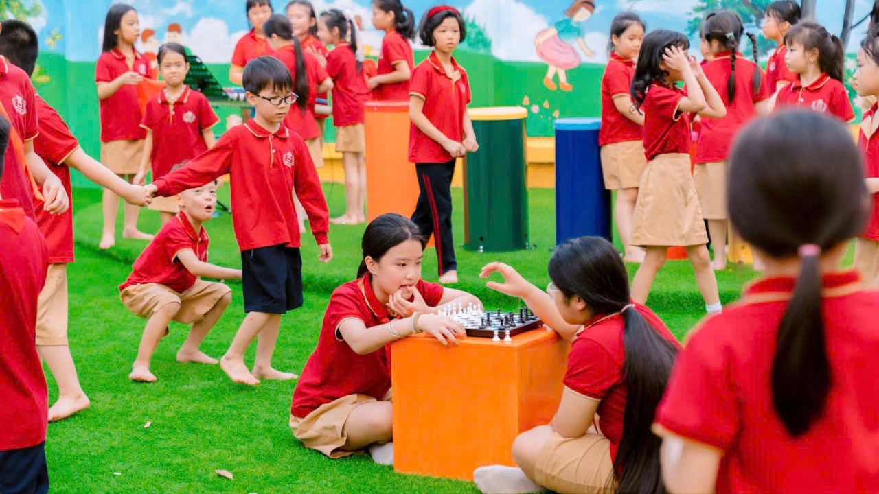 Xây dựng trường học hạnh phúc từ sự tôn trọng và thấu hiểu học sinh