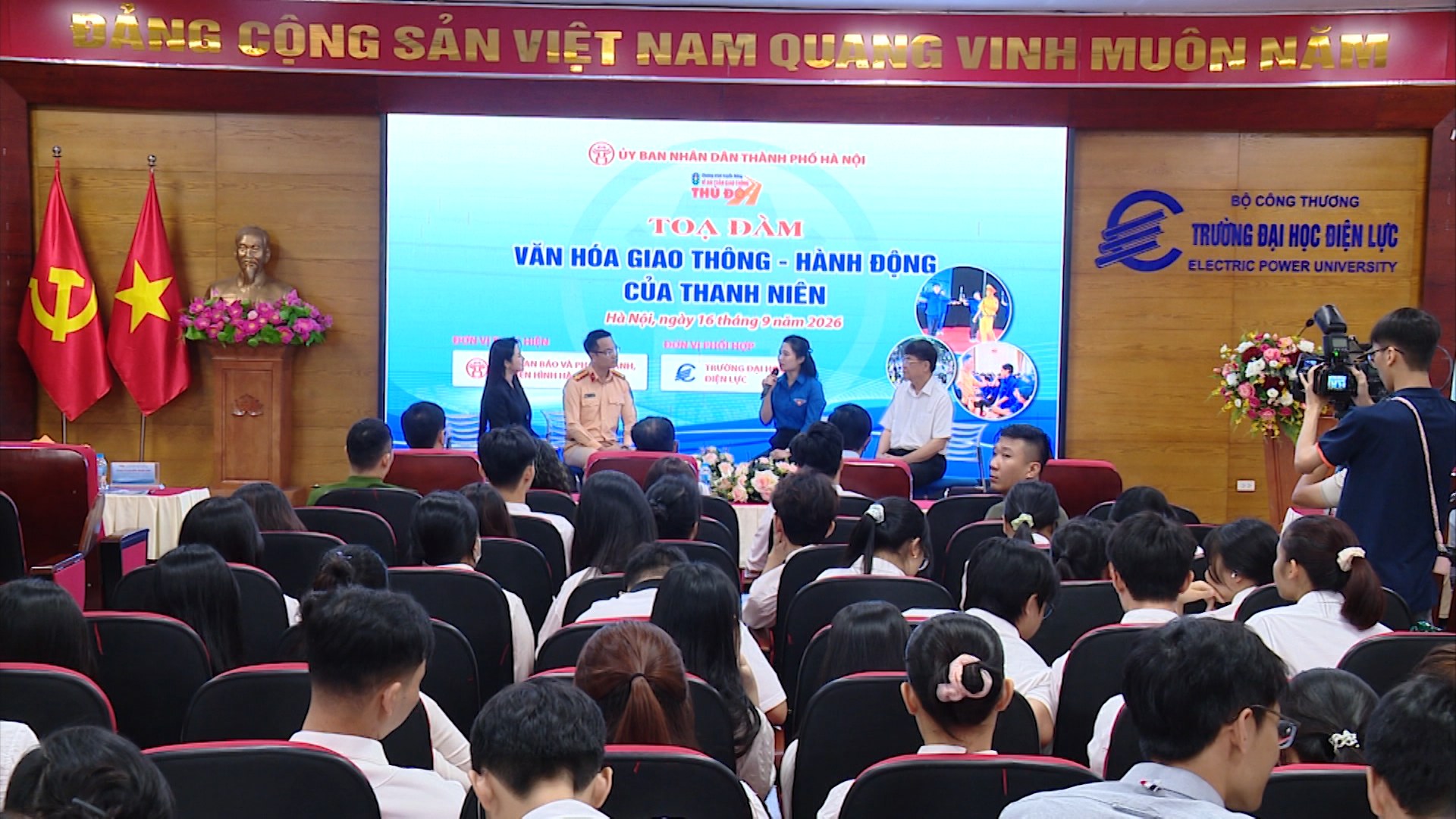 Bắt đầu thi trắc nghiệm trên internet 'Vì An toàn giao thông Thủ đô' 2026