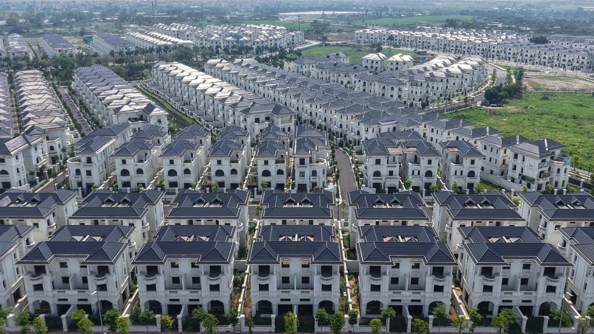 Lãi suất thả nổi tăng tạo áp lực lớn lên người mua nhà