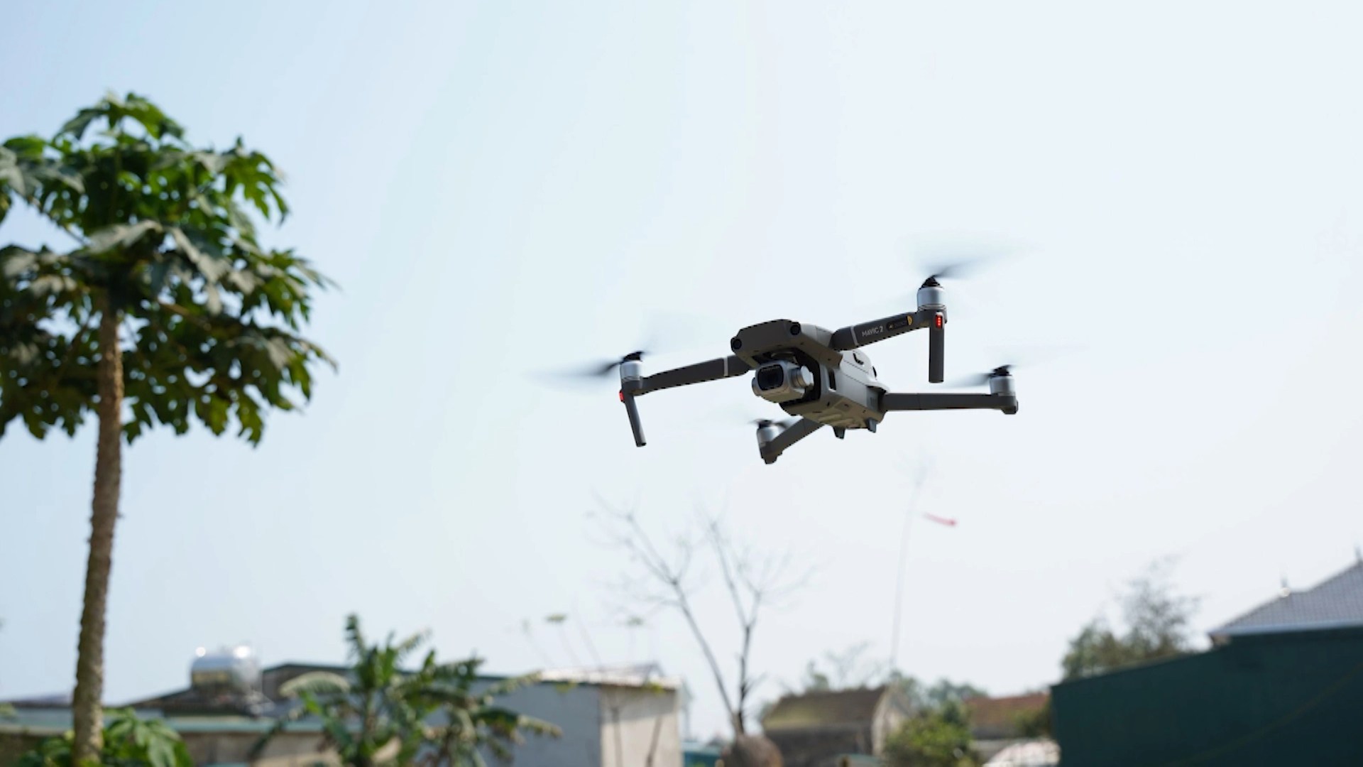 Không tùy tiện điều khiển flycam, UAV trong khu vực cấm bay 