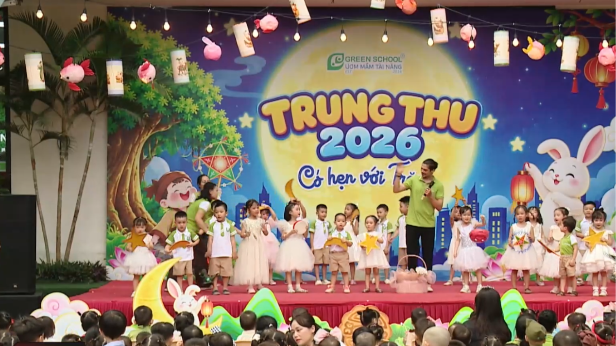 Có hẹn với trăng