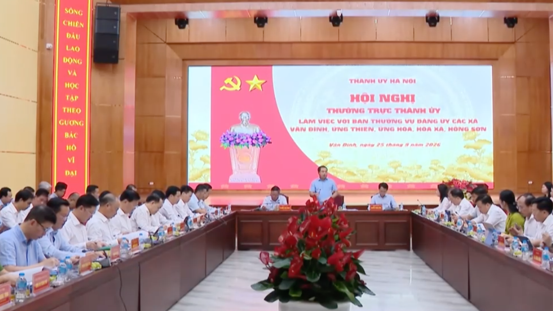 Bí thư Thành ủy làm việc với các xã phía Nam của Thủ đô