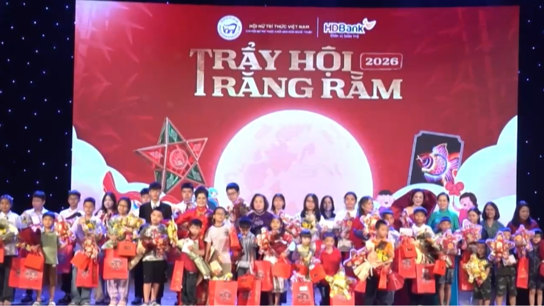 Trẩy hội trăng rằm - Gieo yêu thương, trao giá trị đẹp
