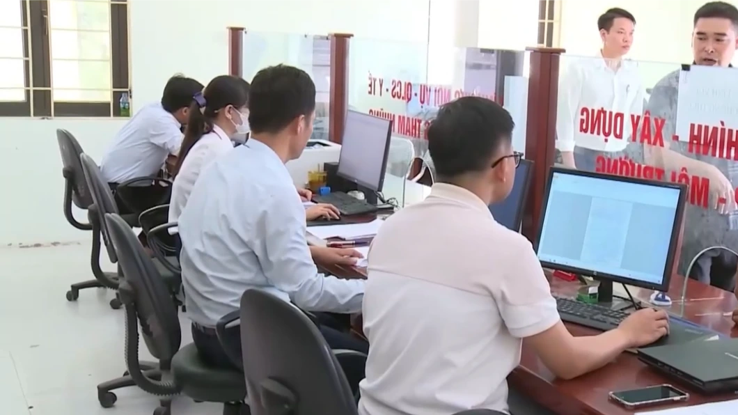 Xã Ứng Hòa: Tỷ lệ giải quyết thủ tục hành chính đạt 98,8%