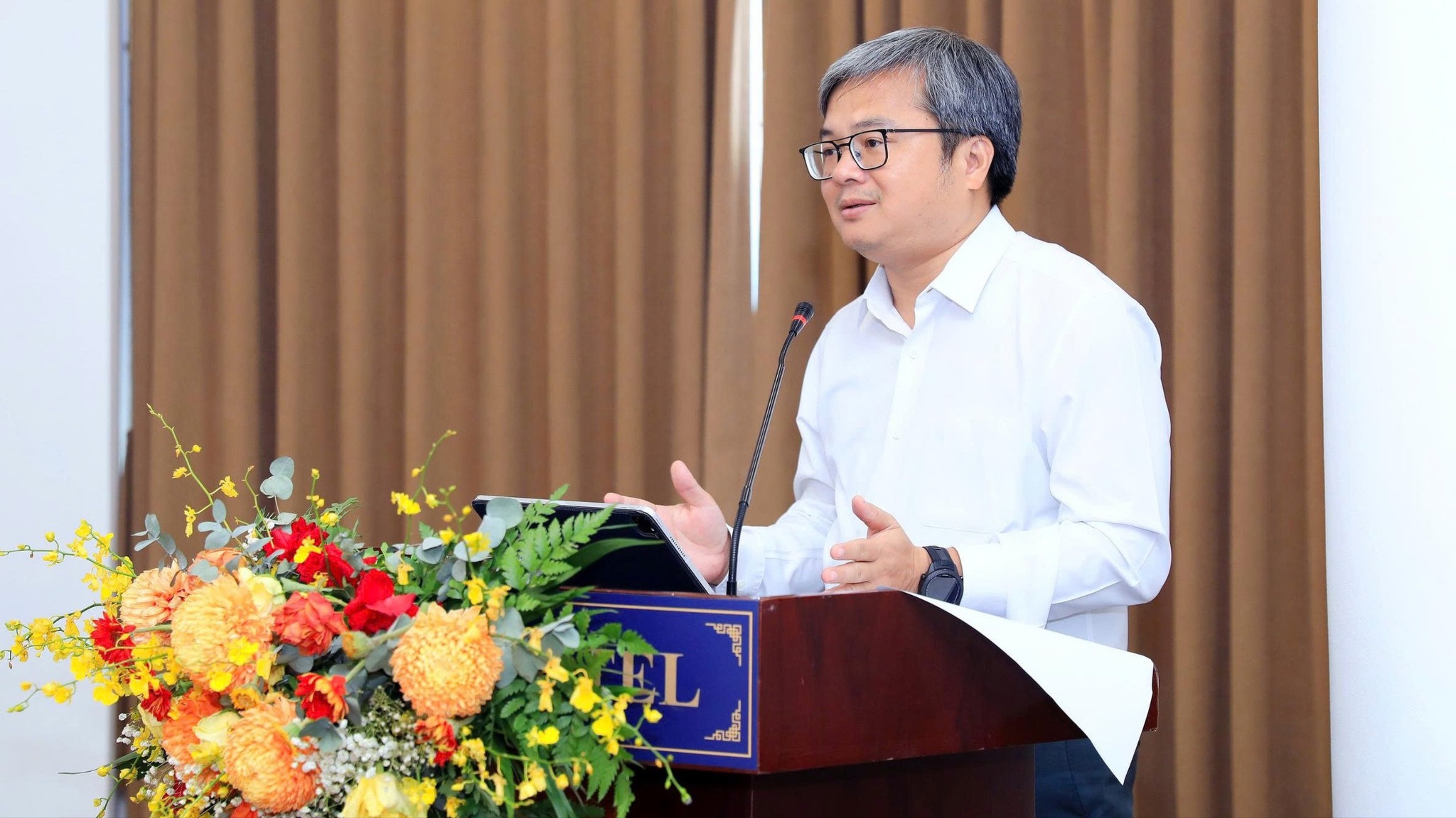 Xây dựng chính quyền số minh bạch, gần dân 


