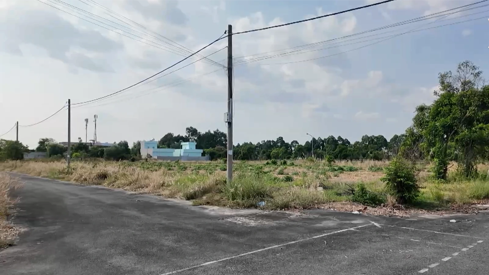TP Hồ Chí Minh công bố giá thuê 10 khu đất công
