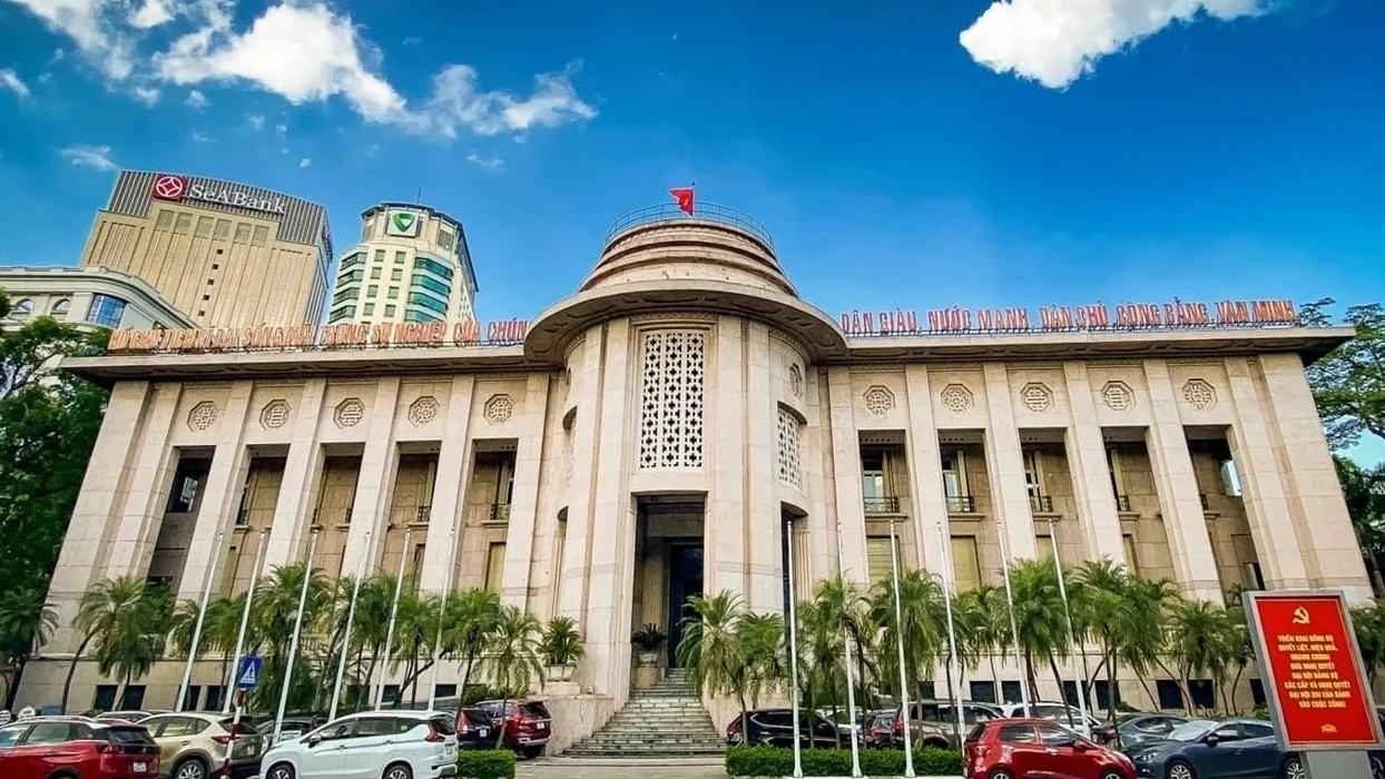 NHNN khẳng định không lập danh sách theo dõi khách hàng VIP