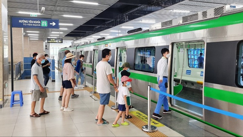 Hơn 408.000 lượt khách đi Metro Hà Nội miễn phí dịp Quốc khánh