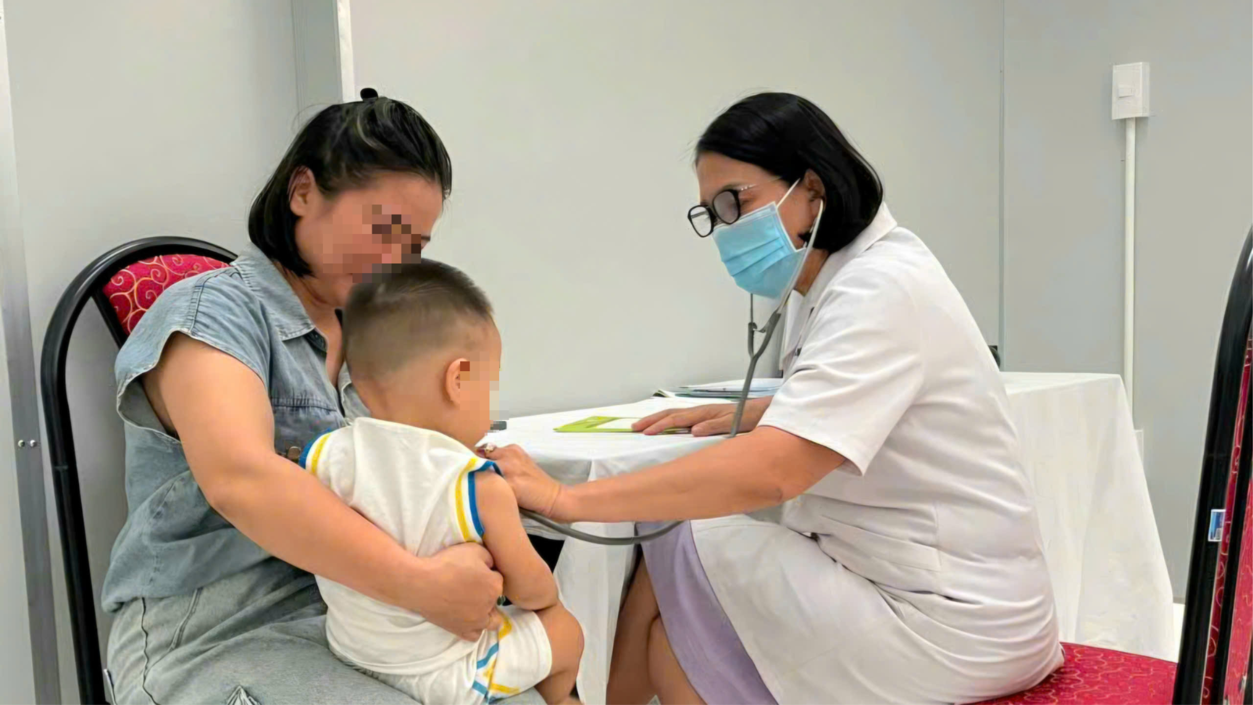 Nguy cơ lây lan bệnh tay chân miệng đầu năm học