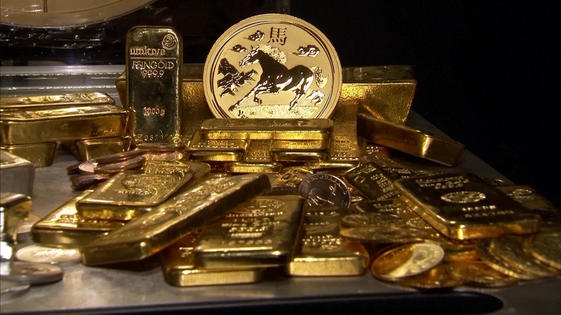 Goldman Sachs: Giá vàng có thể đạt 4.900 USD/ounce trước cuối năm 2026
