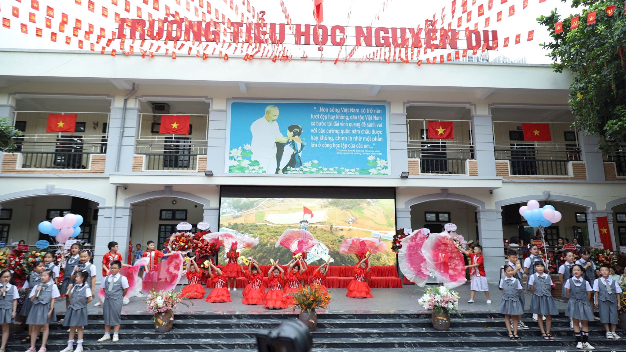 Hà Nội đồng loạt khai giảng năm học 2026 - 2027