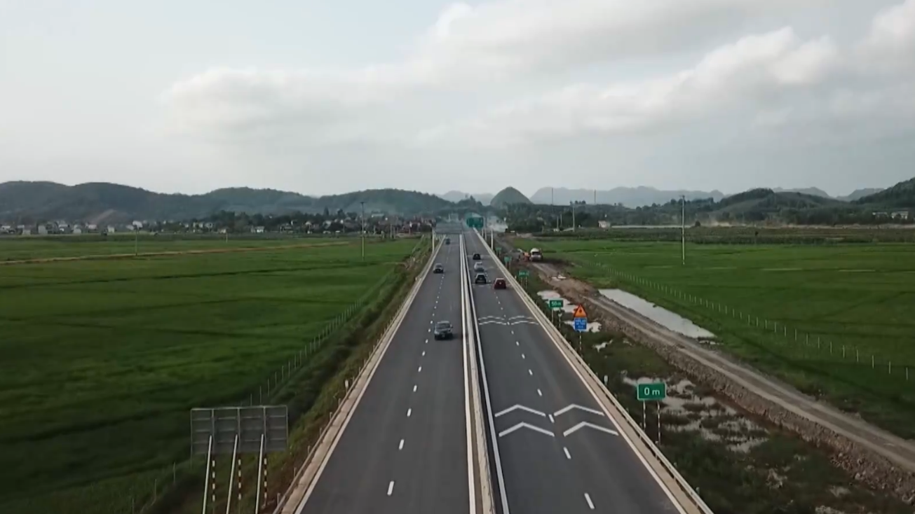 Đề xuất mở rộng hơn 350km cao tốc Bắc – Nam lên 6 làn xe
