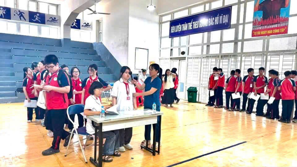 Đổi mới kiểm tra sức khỏe học đường theo dõi sự phát triển toàn diện của trẻ