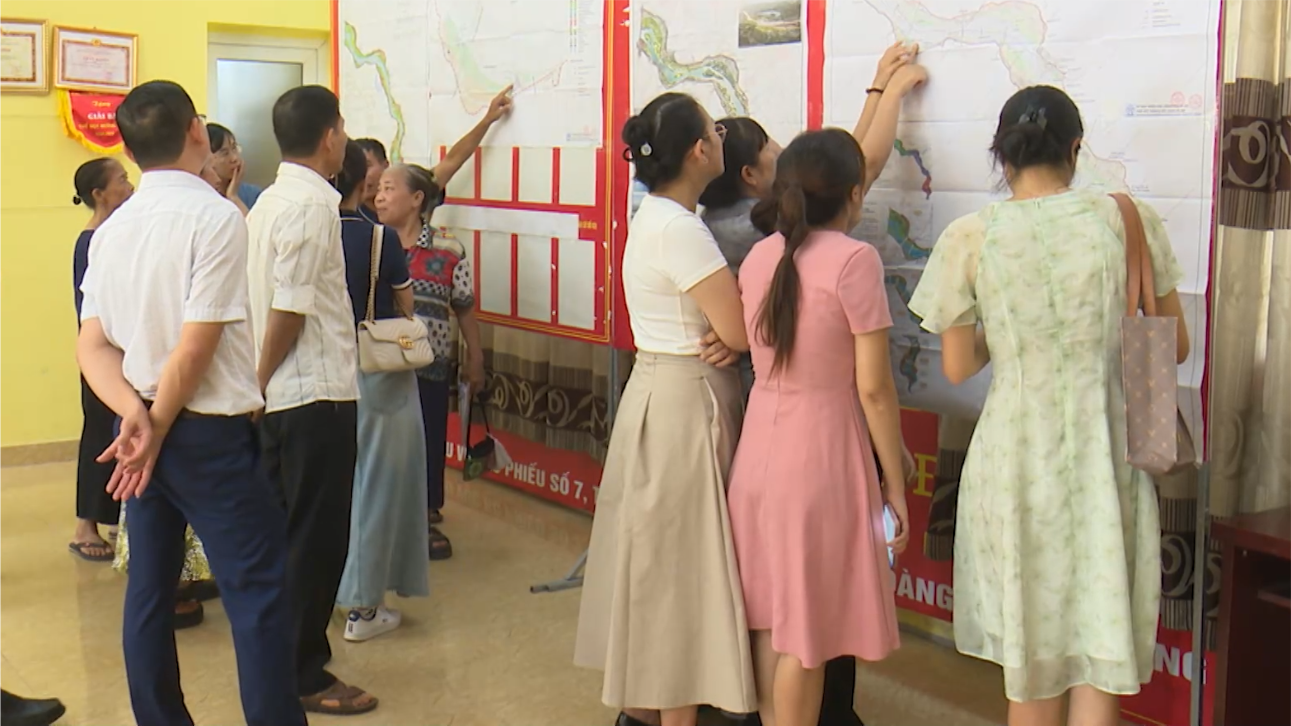 Người dân phường Thượng Cát phấn khởi khi được tái định cư tại chỗ