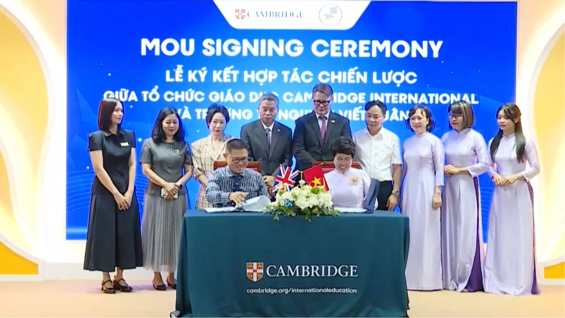 50 trường tại Hà Nội Ký kết hợp tác với Cambridge International