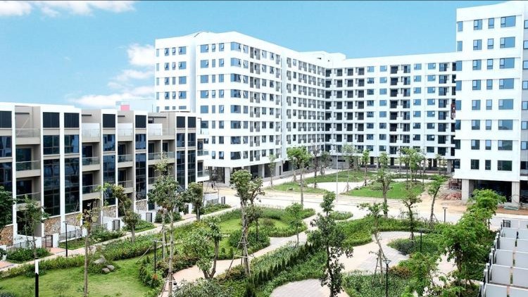Nợ vay của doanh nghiệp bất động sản phình to