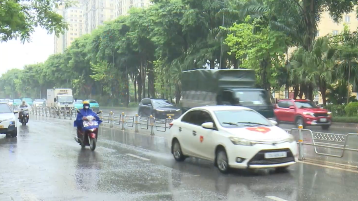 Cảnh báo dông, lốc, sét, mưa đá