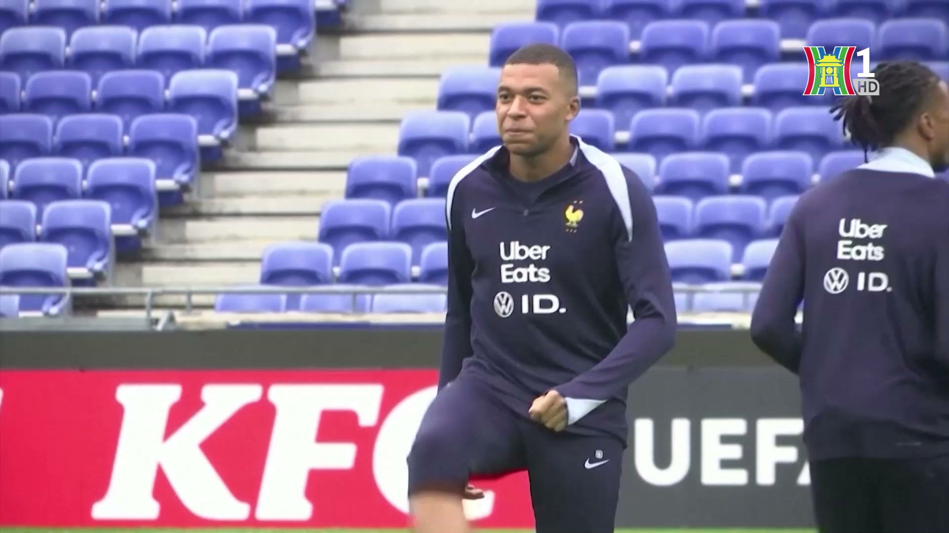 Kylian Mbappe vắng mặt trong danh sách đội tuyển Pháp