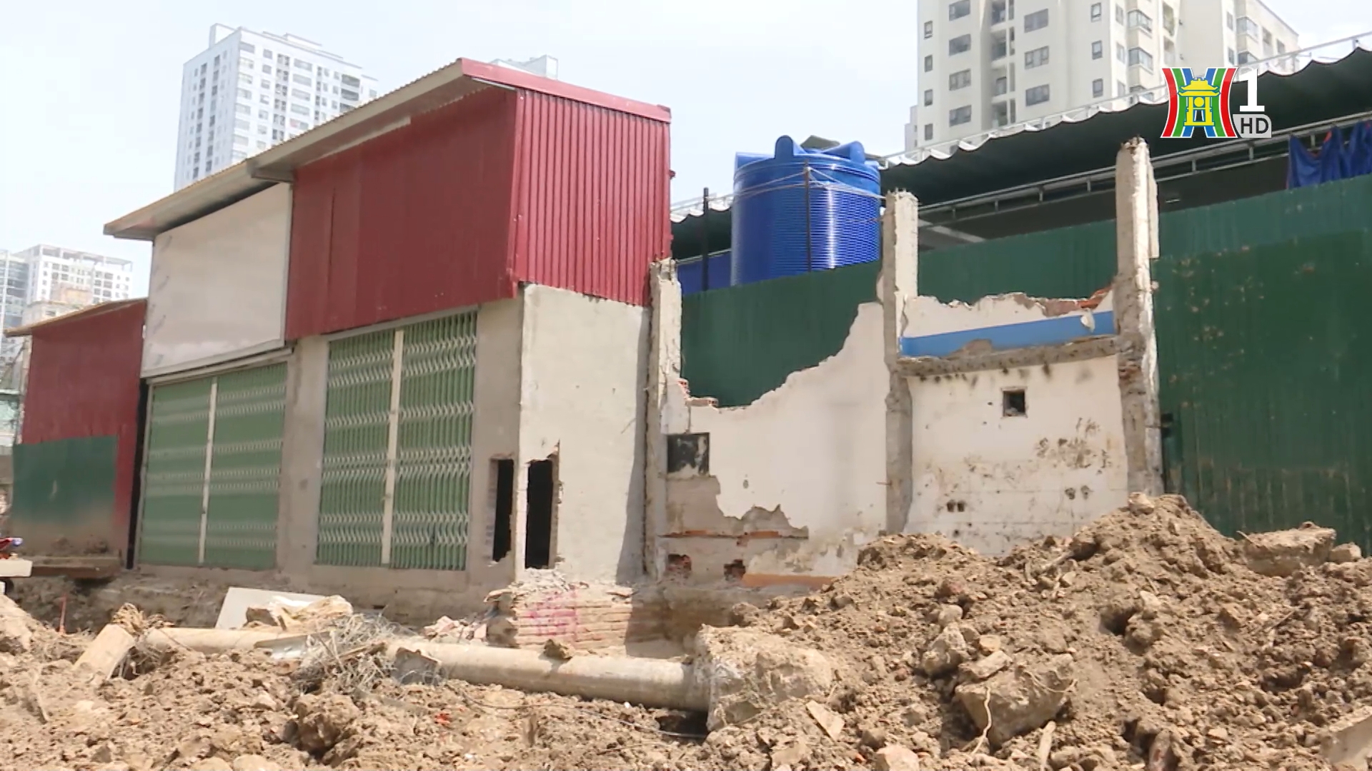 Xóa nhà mỏng, méo: Có quy định nhưng cần giám sát | Chuyện đô thị | 10/05/2025