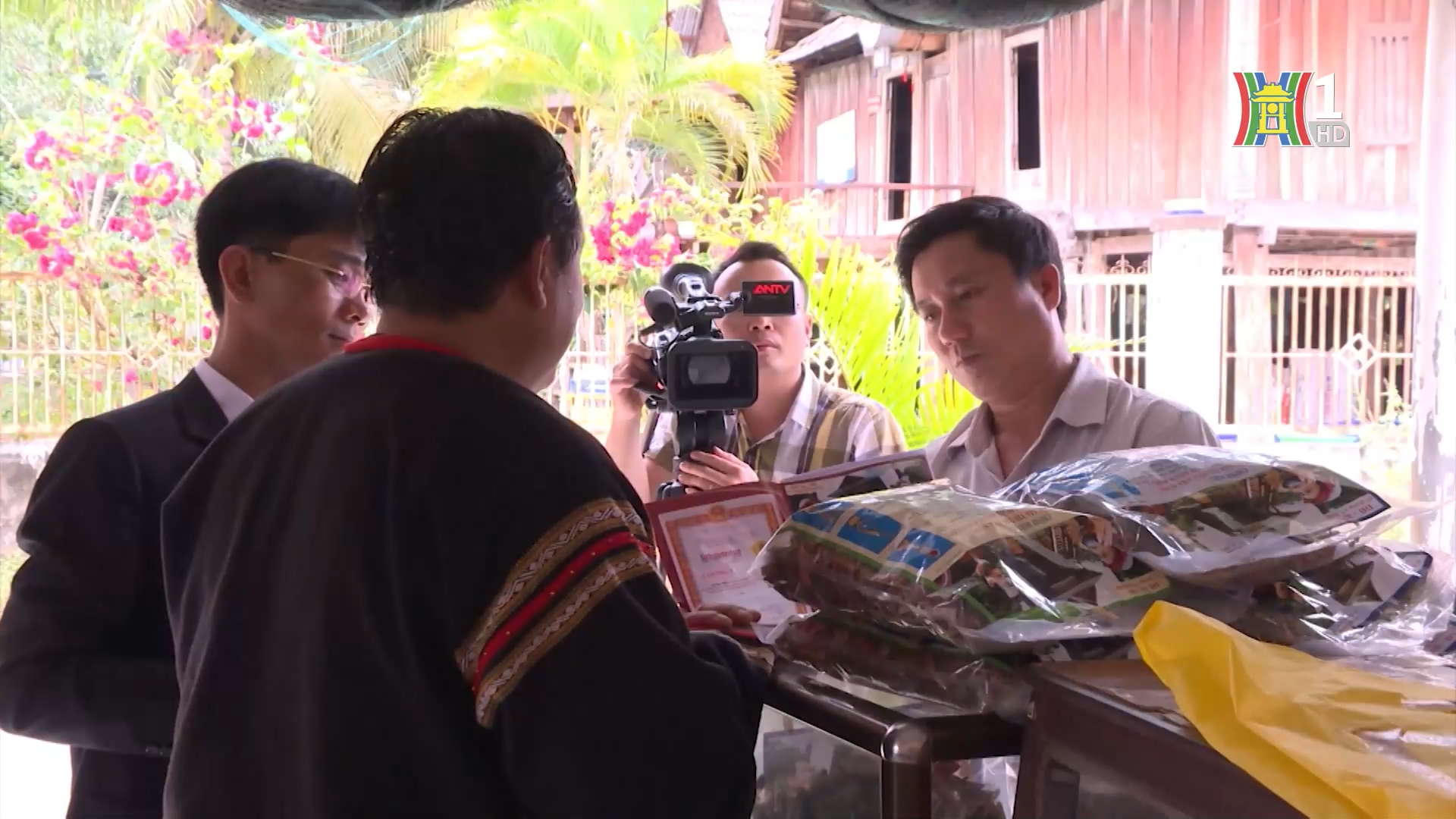 Những ngòi bút thép | Phim tài liệu | 11/06/2025