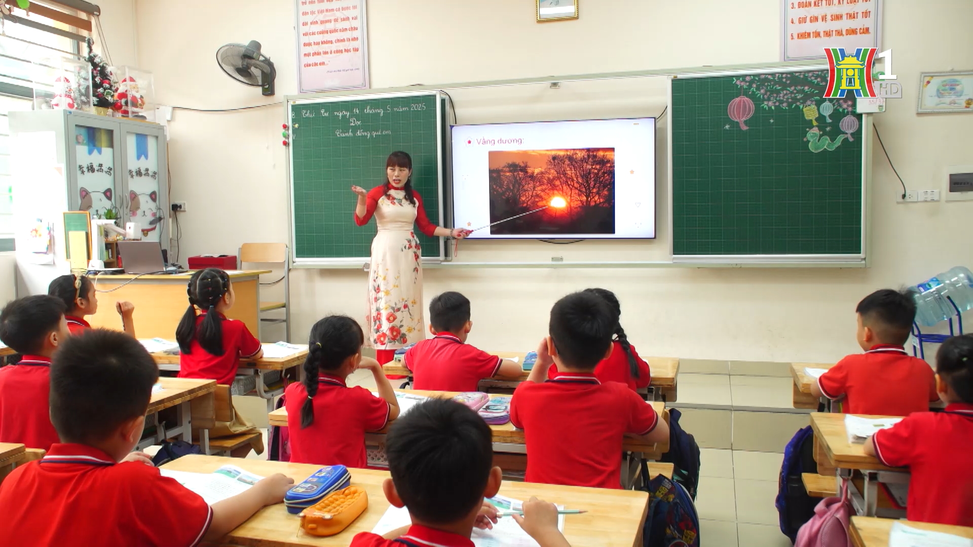 Gương cô giáo xuất sắc trường Tiểu học Đại Yên | Người tốt quanh ta | 22/05/2025