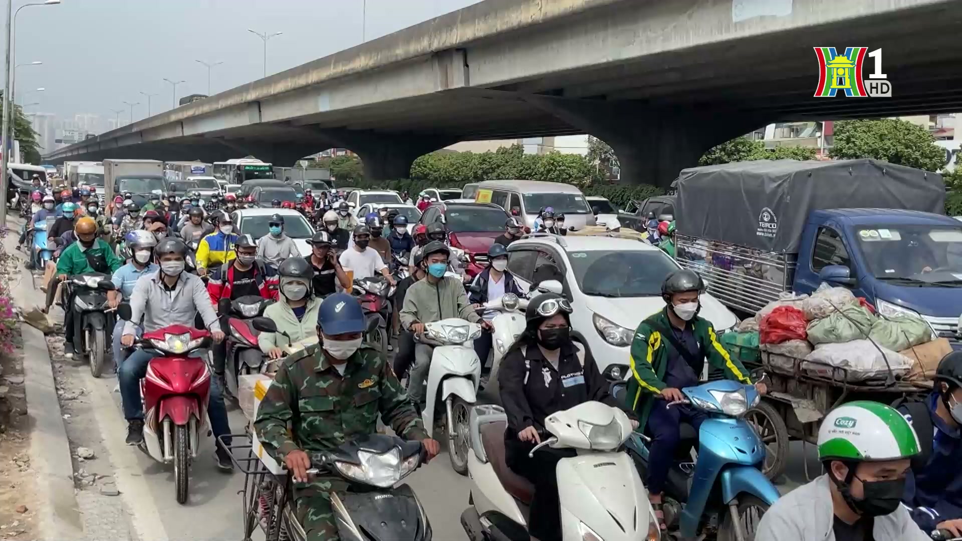 Giảm phương tiện gây ô nhiễm - hình thành vùng phát thải thấp | Chuyện đô thị | 30/11/2024