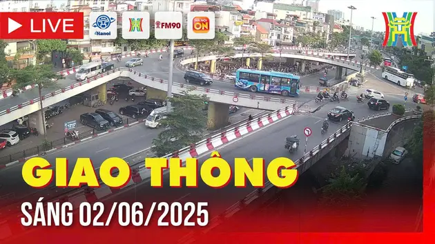 Giờ cao điểm: Giao thông Hà Nội sáng 2/6
