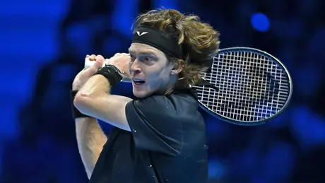 Andrey Rublev bất ngờ dừng bước tại Hong Kong Open