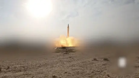 Houthi xác nhận phóng hai tên lửa đạn đạo tấn công Israel