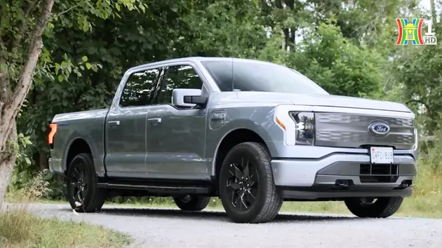 Ford tạm dừng sản xuất bán tải điện F-150 Lightning