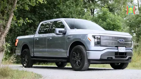 Ford tạm dừng sản xuất bán tải điện F-150 Lightning