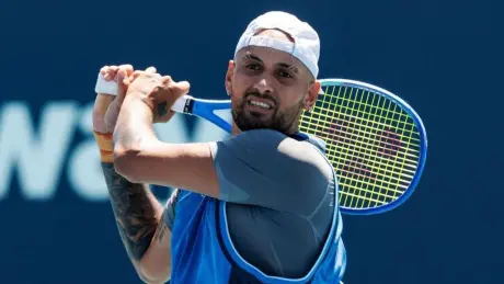 Nick Kyrgios rút lui khỏi mùa giải sân cỏ