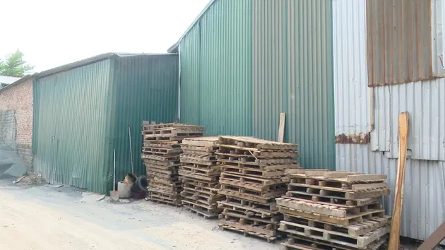 Đất bị chiếm dụng để dựng kho xưởng kinh doanh
