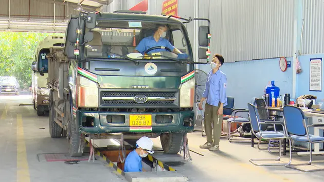 Hàng trăm nghìn xe biển vàng bị từ chối kiểm định