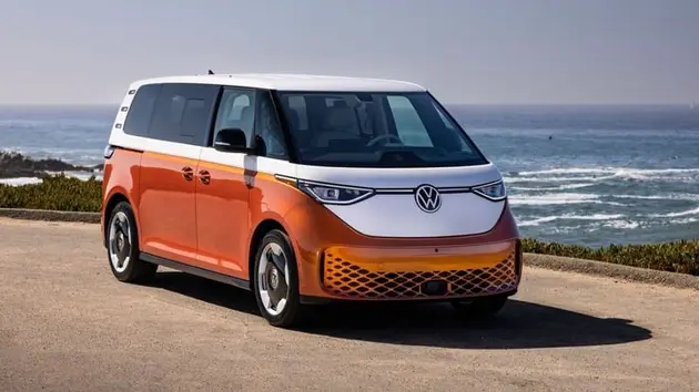 Volkswagen gọi sửa chữa hơn 6400 xe điện ID. Buzz