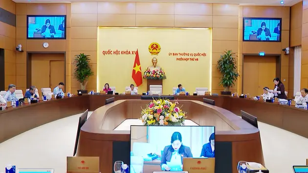 Quốc hội sửa quy định khen thưởng đại biểu và cán bộ
