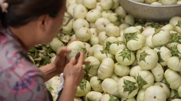 Chớm hè muối cà bát